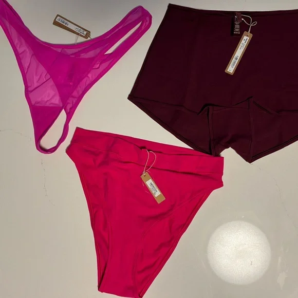 SKIMS Underwear 15 Pack - Picture 3 of 6